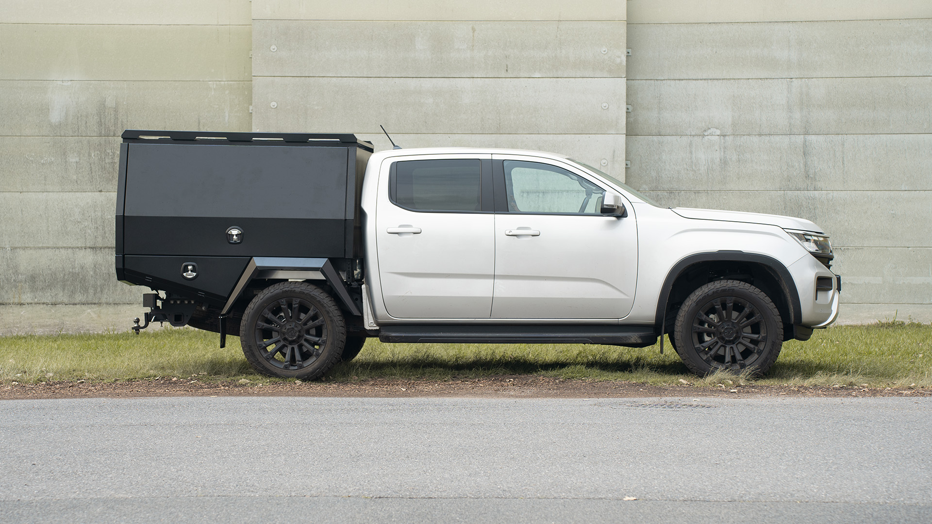 VW Amarok Service Body