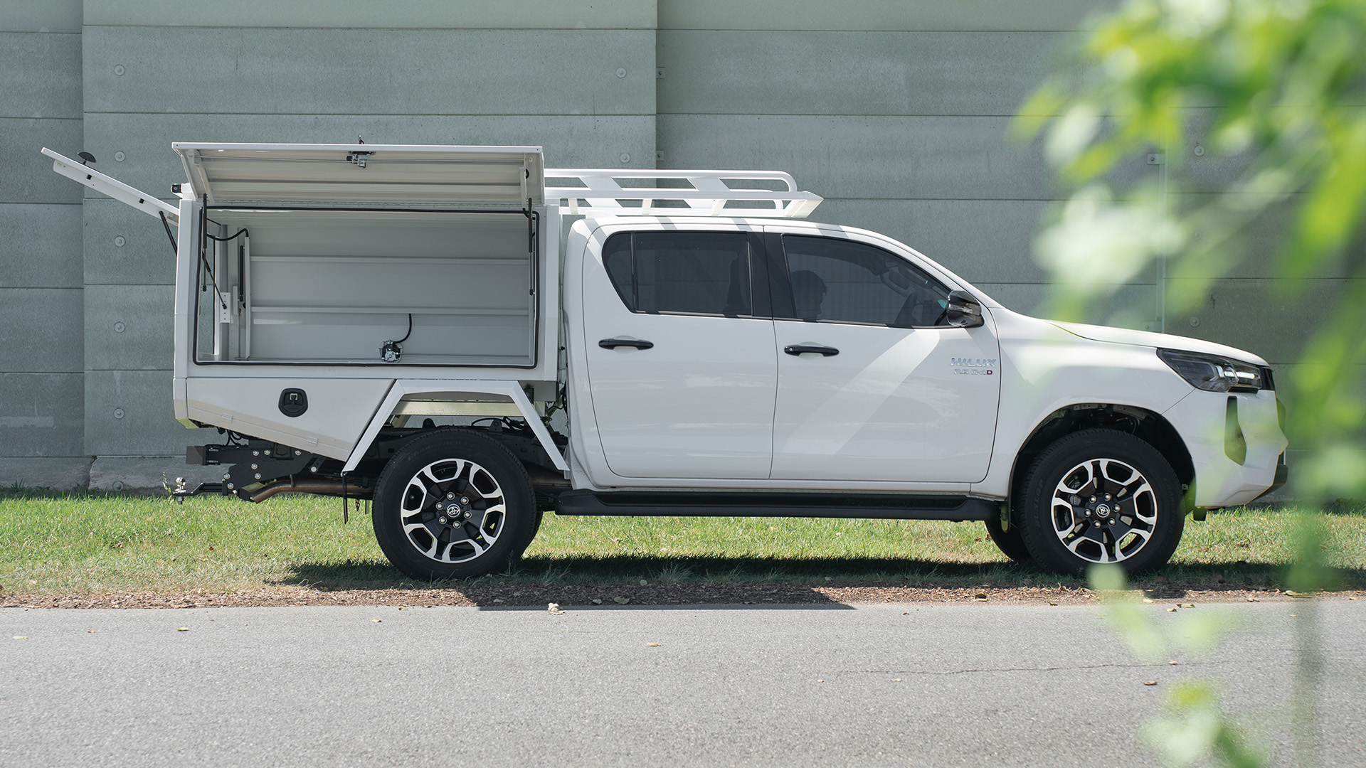 Toyota Hilux Service Body